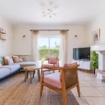 Stunning Seaside With Swimming Pool Feriehus *