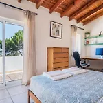 Feriehus Stunning Seaside With Swimming Pool Vales (Faro)