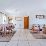 Feriehus Stunning Seaside With Swimming Pool